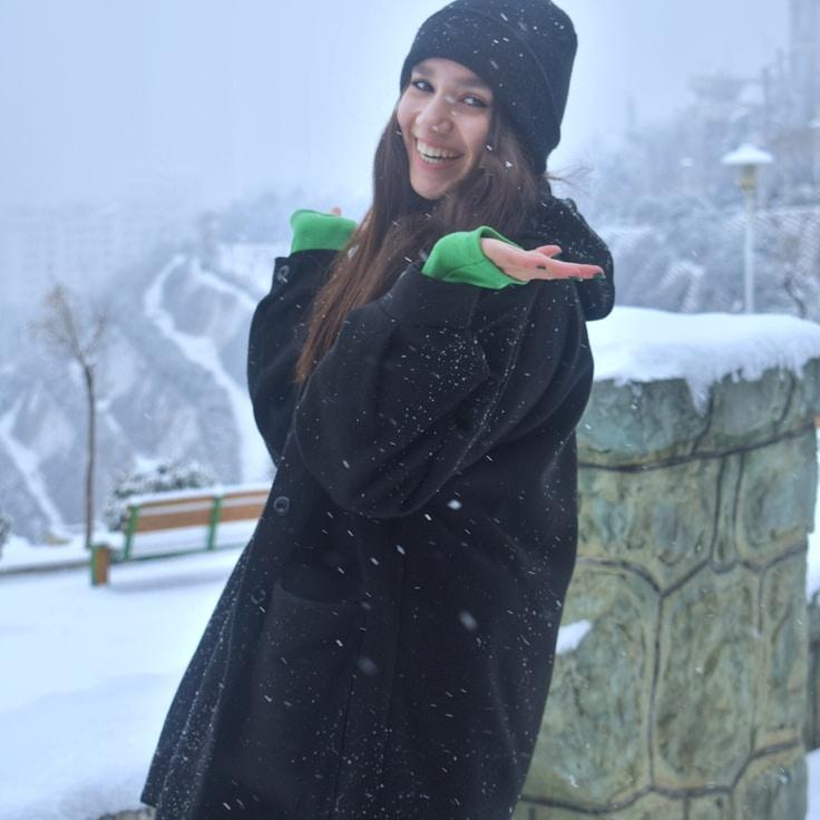 Ravi Kapoor, Client Relations Director, discussing corporate gifting strategy with business clients